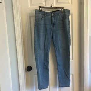 Curve Appeal Light Wash Skinny Jeans Size 16 16/33